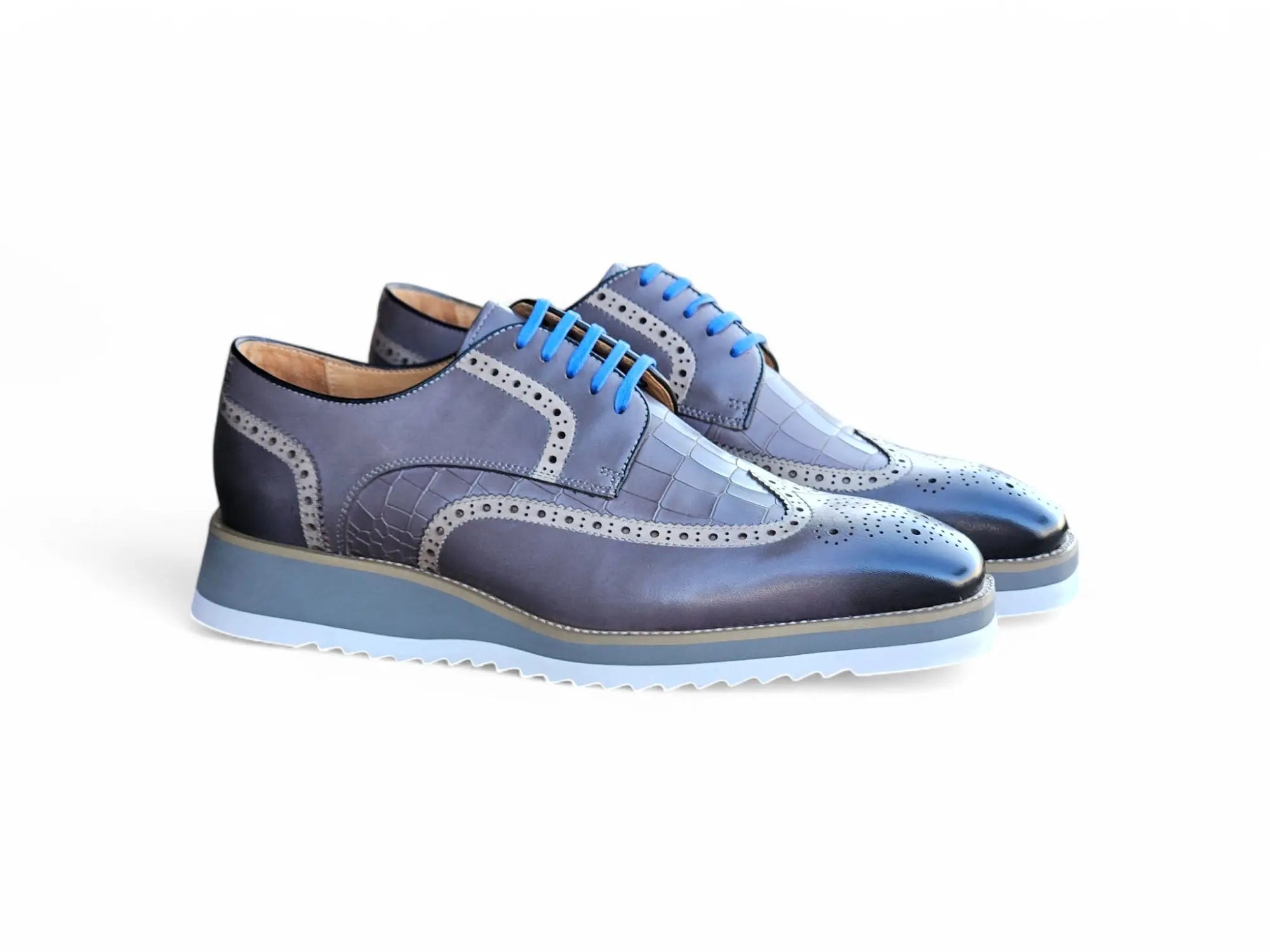 Gorgeous Lace-Up Oxford Carrucci