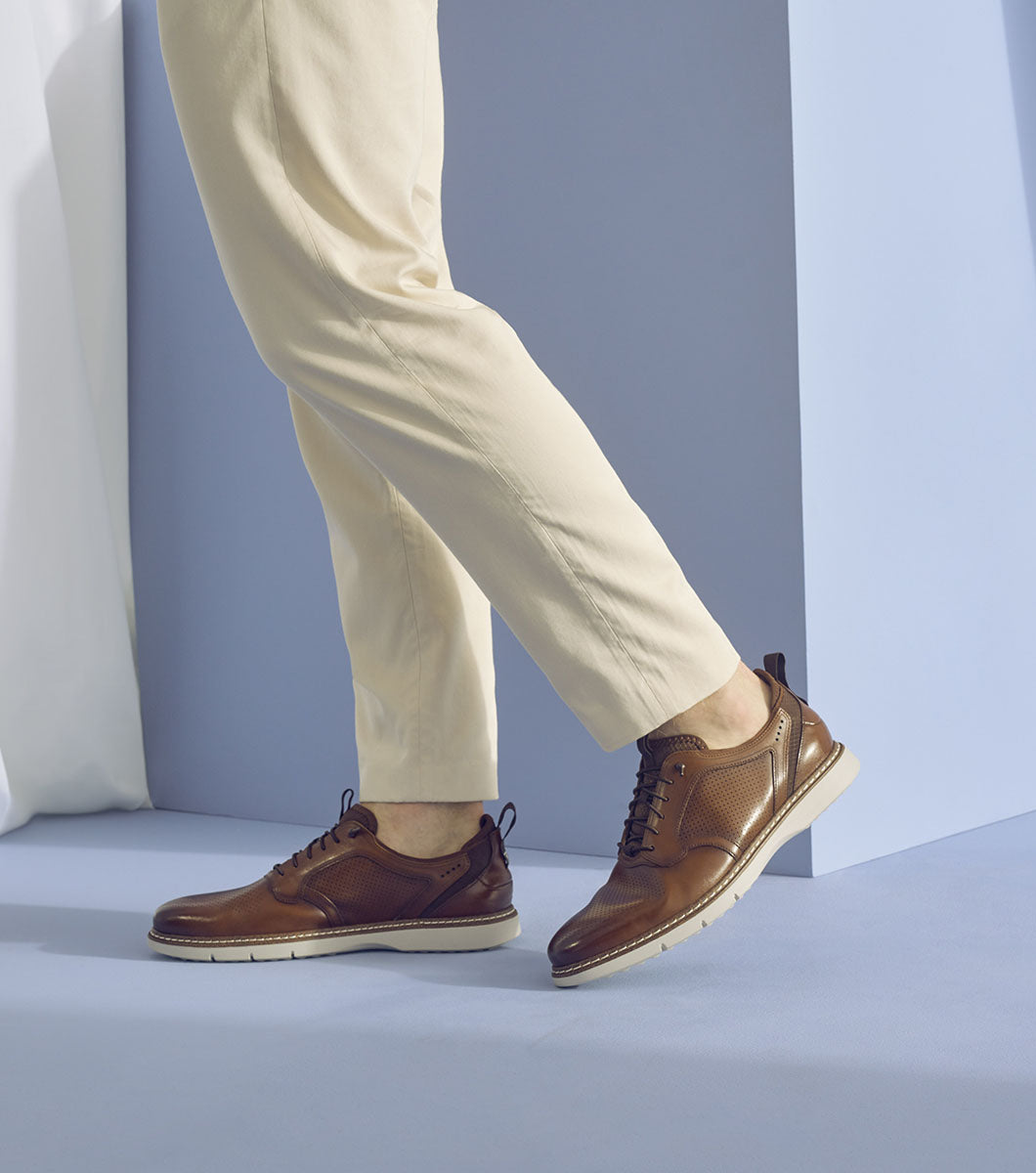 SYNC Plain Toe Elastic Lace Up