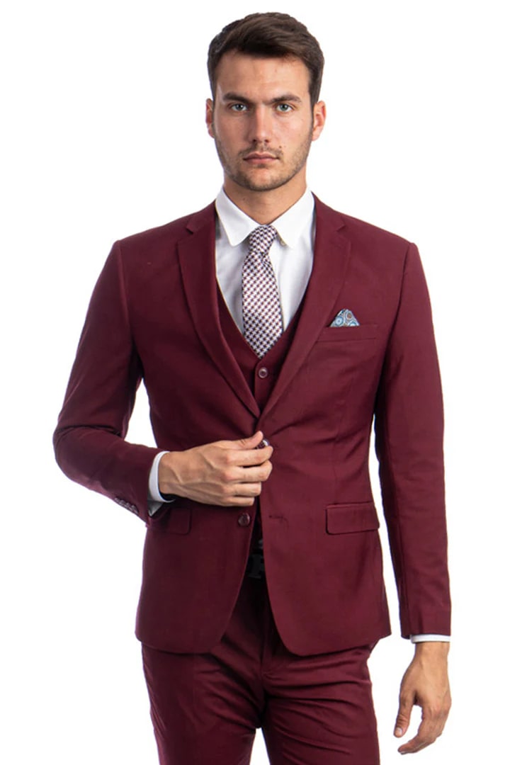 Trajes Elegantes Para Hombre - Trajes De Vestir - Mens Two Button Slim Fit Vested Solid Burgundy Basic Color Suit