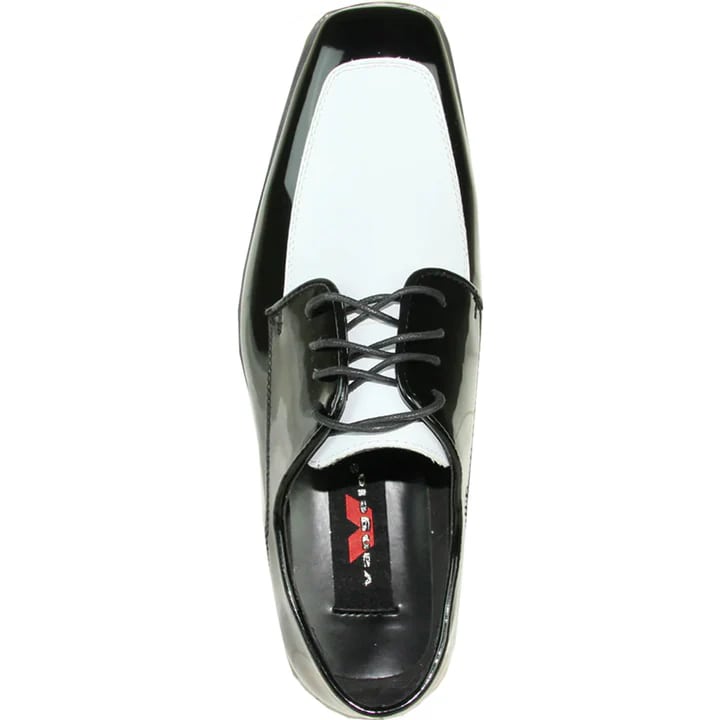 Zapatos Negros De Hombre - Zapatos Negros De Vestir - Mens Classic Moc Toe Shiny Patent Black and White Tuxedo