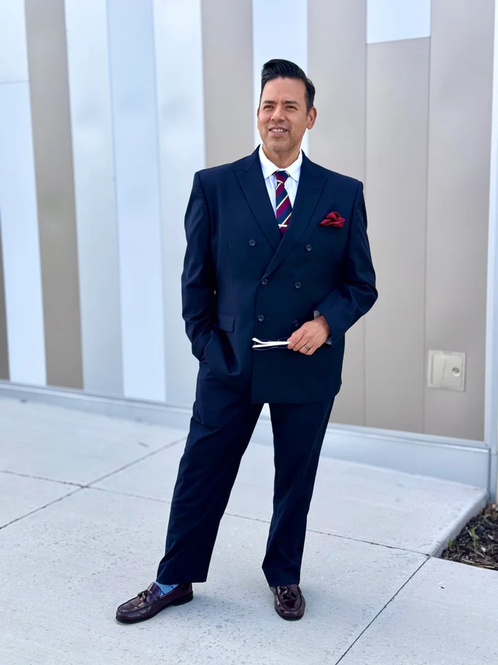 Trajes Elegantes Para Hombre - Trajes De Vestir - Mens Classic Double Breasted Navy Blue Poplin Suit