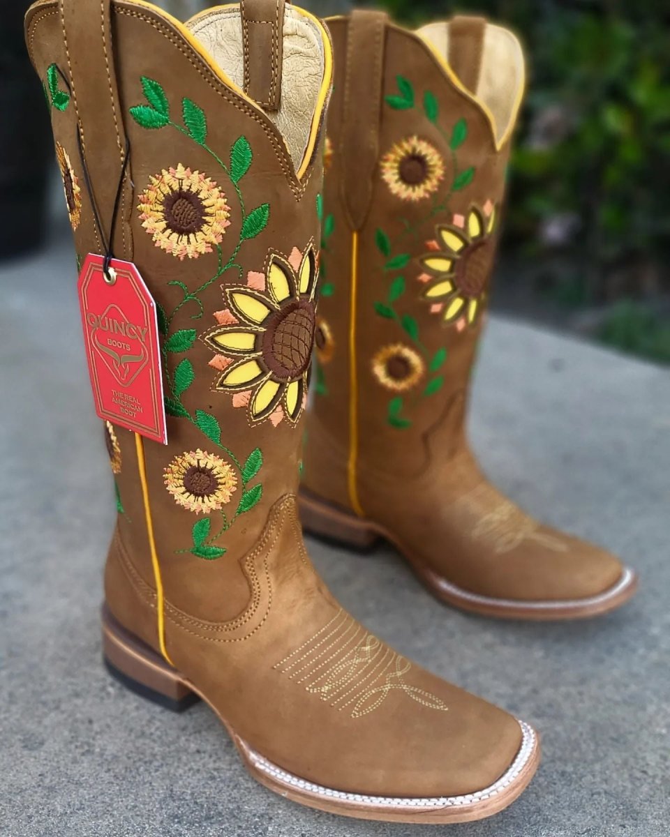 Botas Vaqueras de Cuero con Girasoles para Mujer en Horma Rodeo Q322GL6251