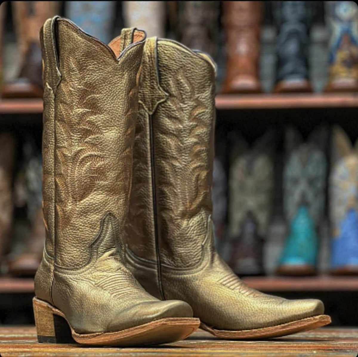 Tanner Mark Women's 'Cammy' Leather Square Toe Boots Bronze