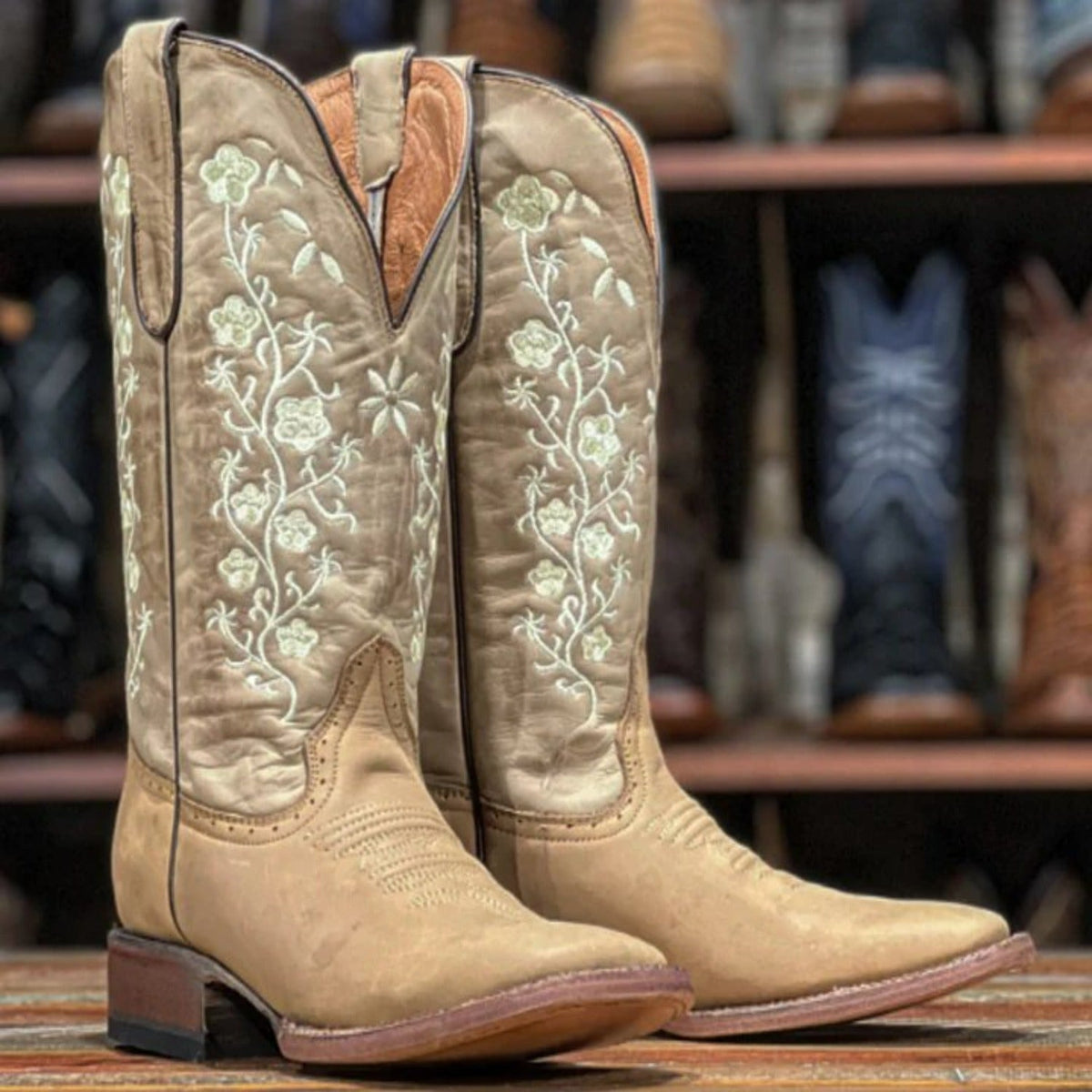 Tanner Mark Women's Turn-In Square Toe Leather Boots Crazy Brown